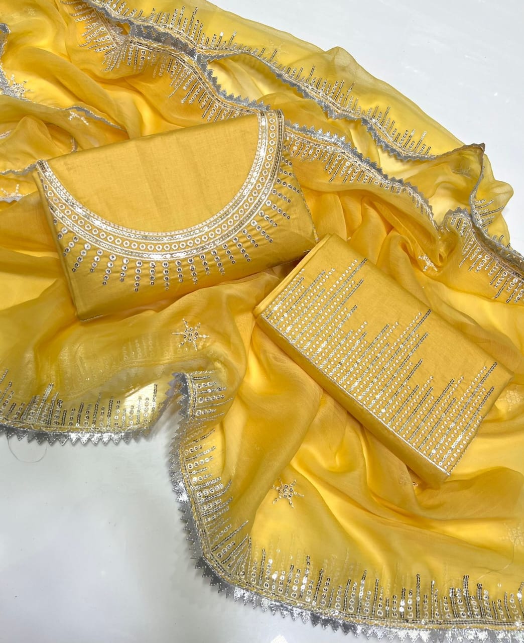 LAAJ SEQUINS EMBROIDERED LAWN 3PC COLLECTION