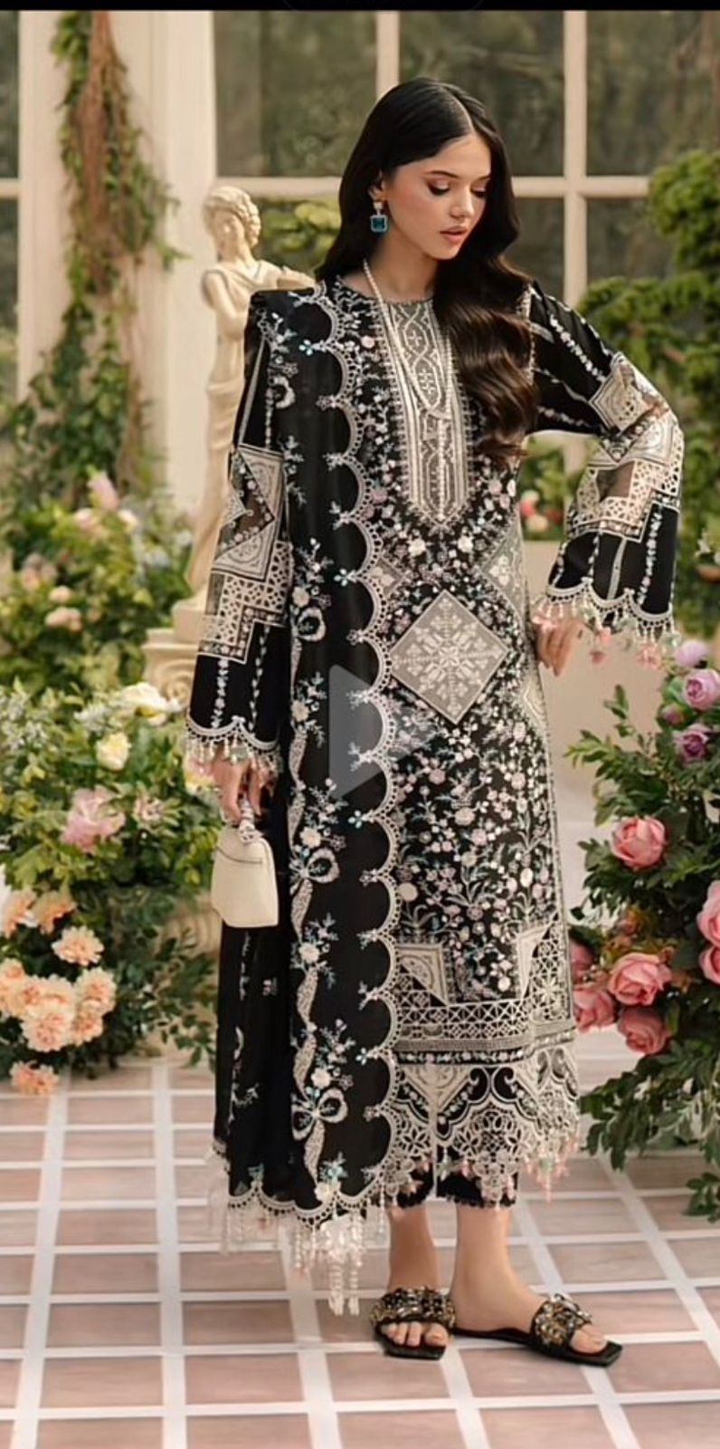 BIN ILYAS Lawn Embroidered 3 Piece